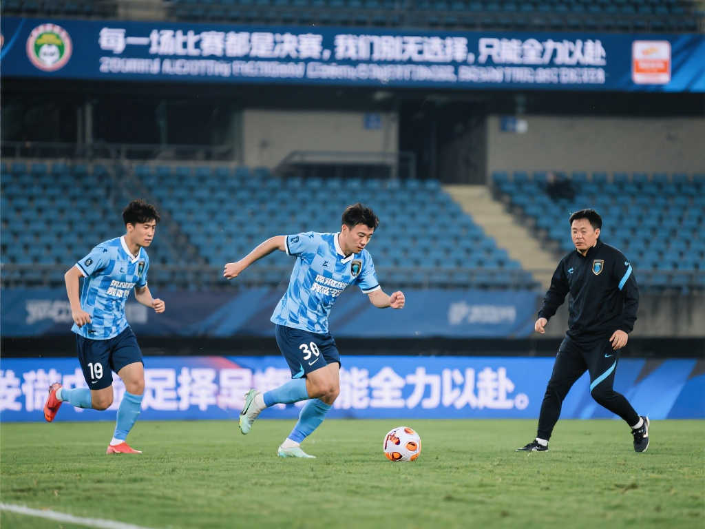 中超下半程赛程公布,争冠与保级悬念并存 中超下半程赛程公布,争冠与保级悬念并存